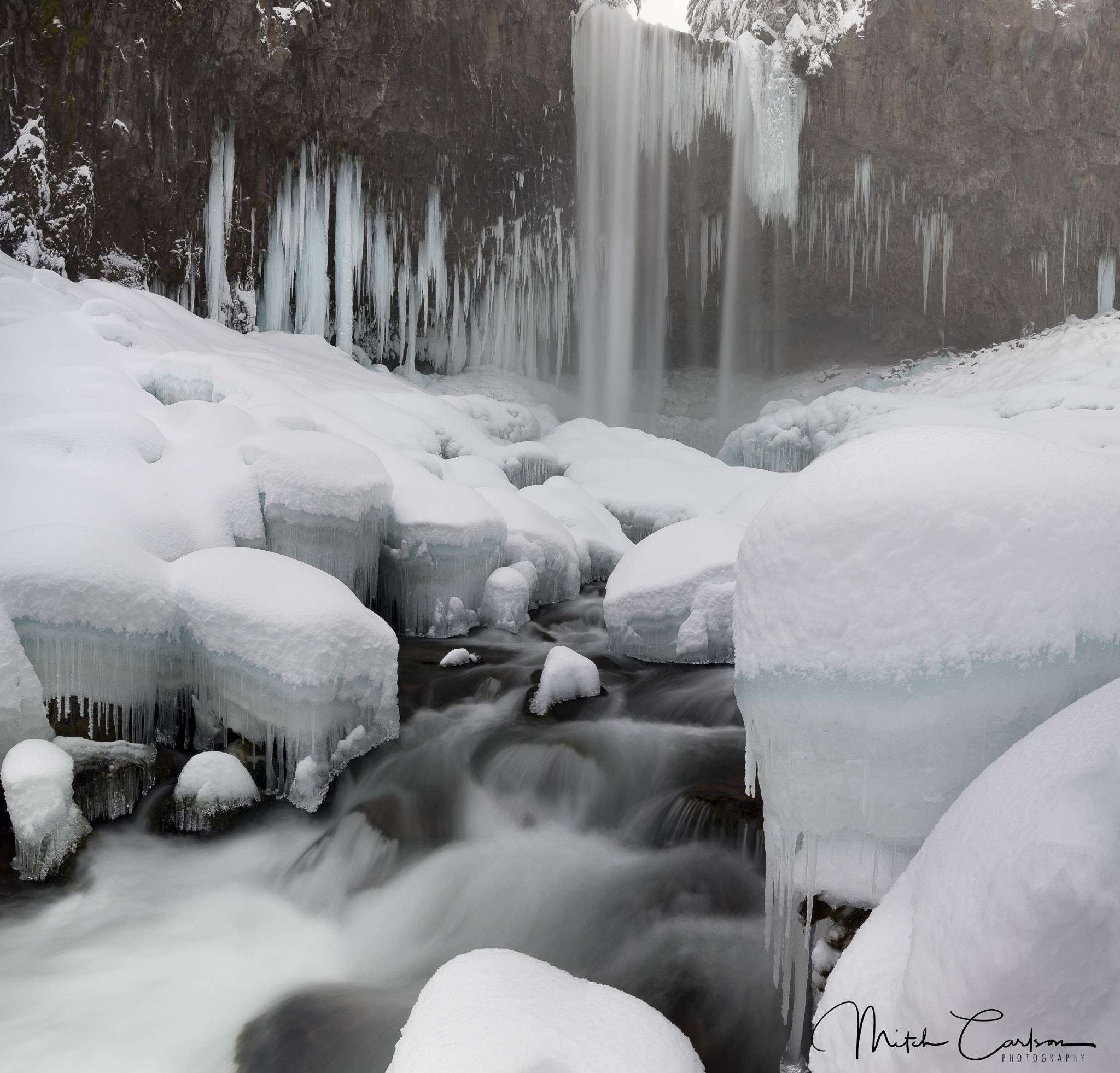 Nikon AF-S Nikkor 18-35mm F3.5-4.5G ED sample photo. Tamanawas falls in the winter photography