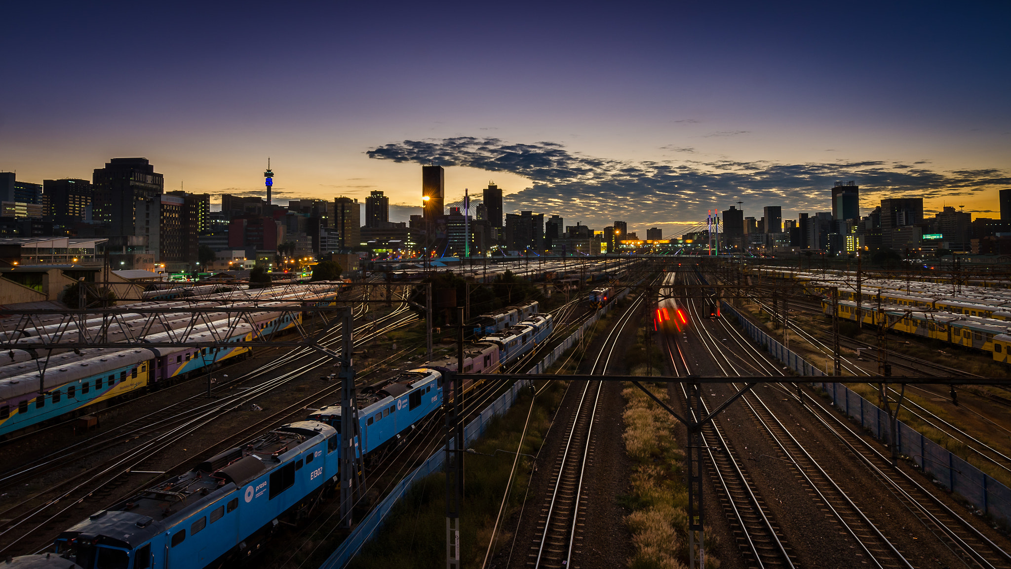 Nikon D7000 + Sigma 10-20mm F3.5 EX DC HSM sample photo. Train-junction photography