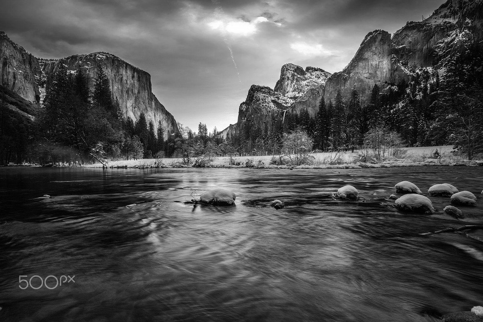 Sony SLT-A68 + 20mm F2.8 sample photo. Yosemite valley photography