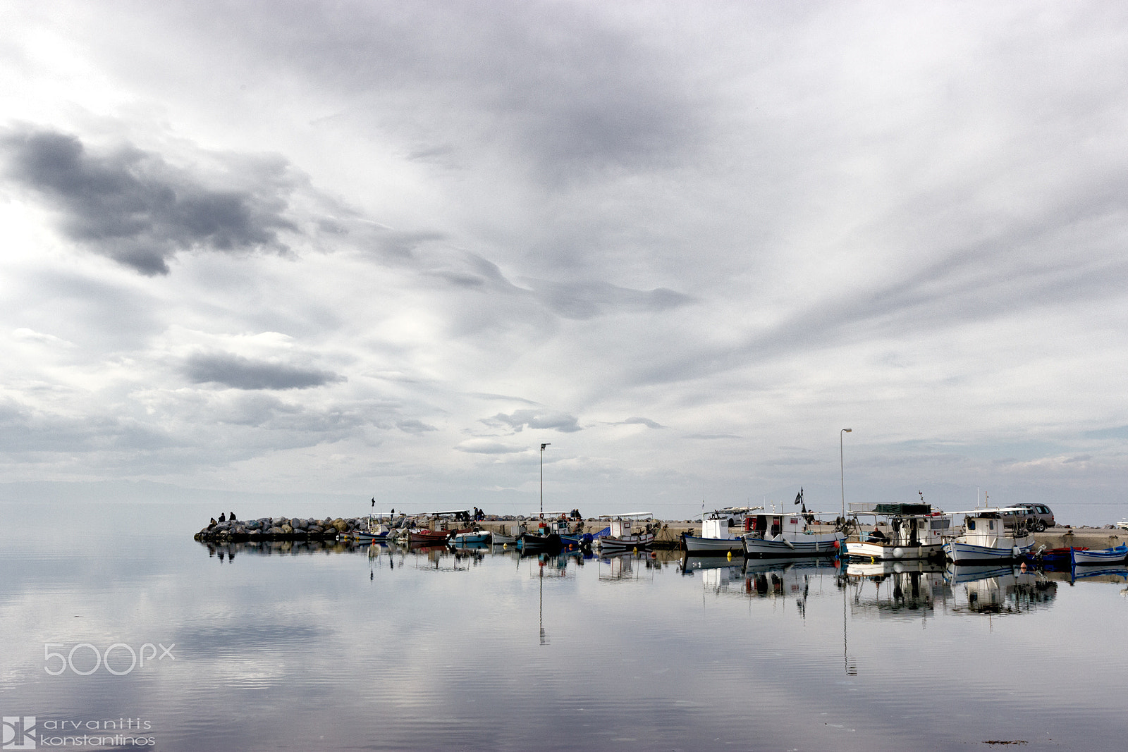 Canon EF 24-70mm F4L IS USM sample photo. Between sky and sea photography