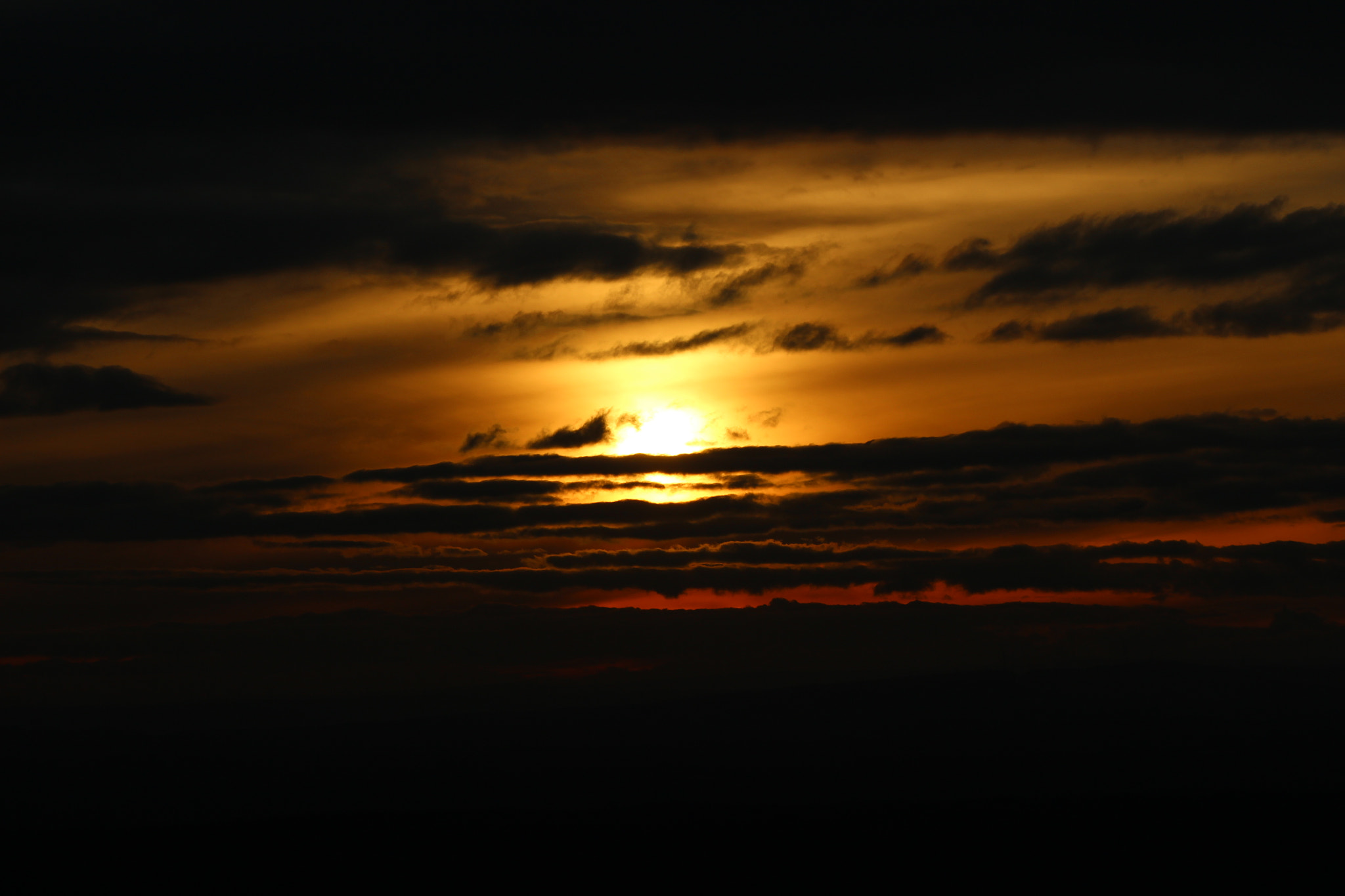Canon EOS 100D (EOS Rebel SL1 / EOS Kiss X7) + EF75-300mm f/4-5.6 sample photo. Fire sky photography