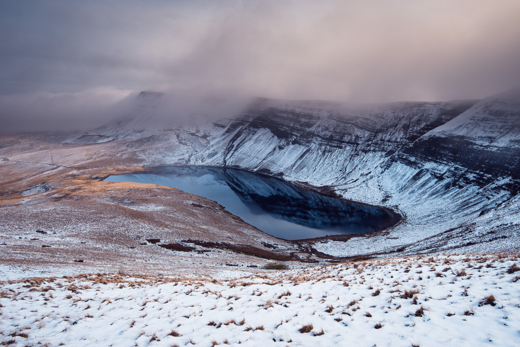 HD PENTAX-D FA 15-30mm F2.8 ED SDM WR sample photo. Llyn y fan fach photography