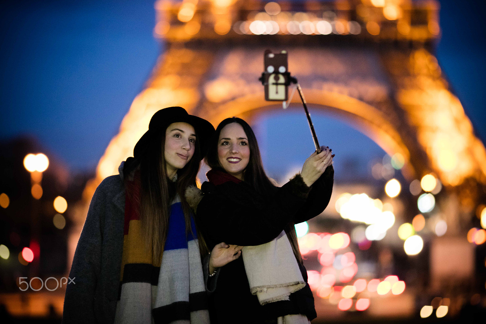 Canon EOS 5DS R + Canon EF 135mm F2L USM sample photo. Beautiful night in paris photography