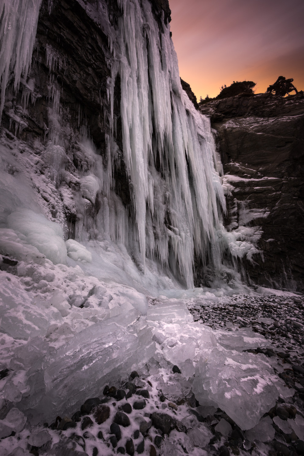 Canon EF-S 10-22mm F3.5-4.5 USM sample photo. Ice falls photography