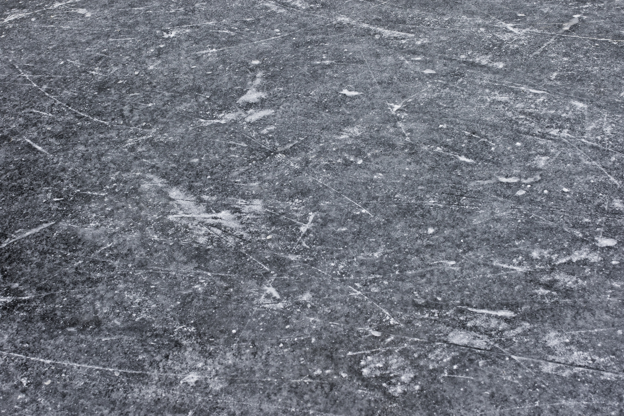 Sigma 35mm F1.4 DG HSM Art sample photo. Flaws in the ice photography