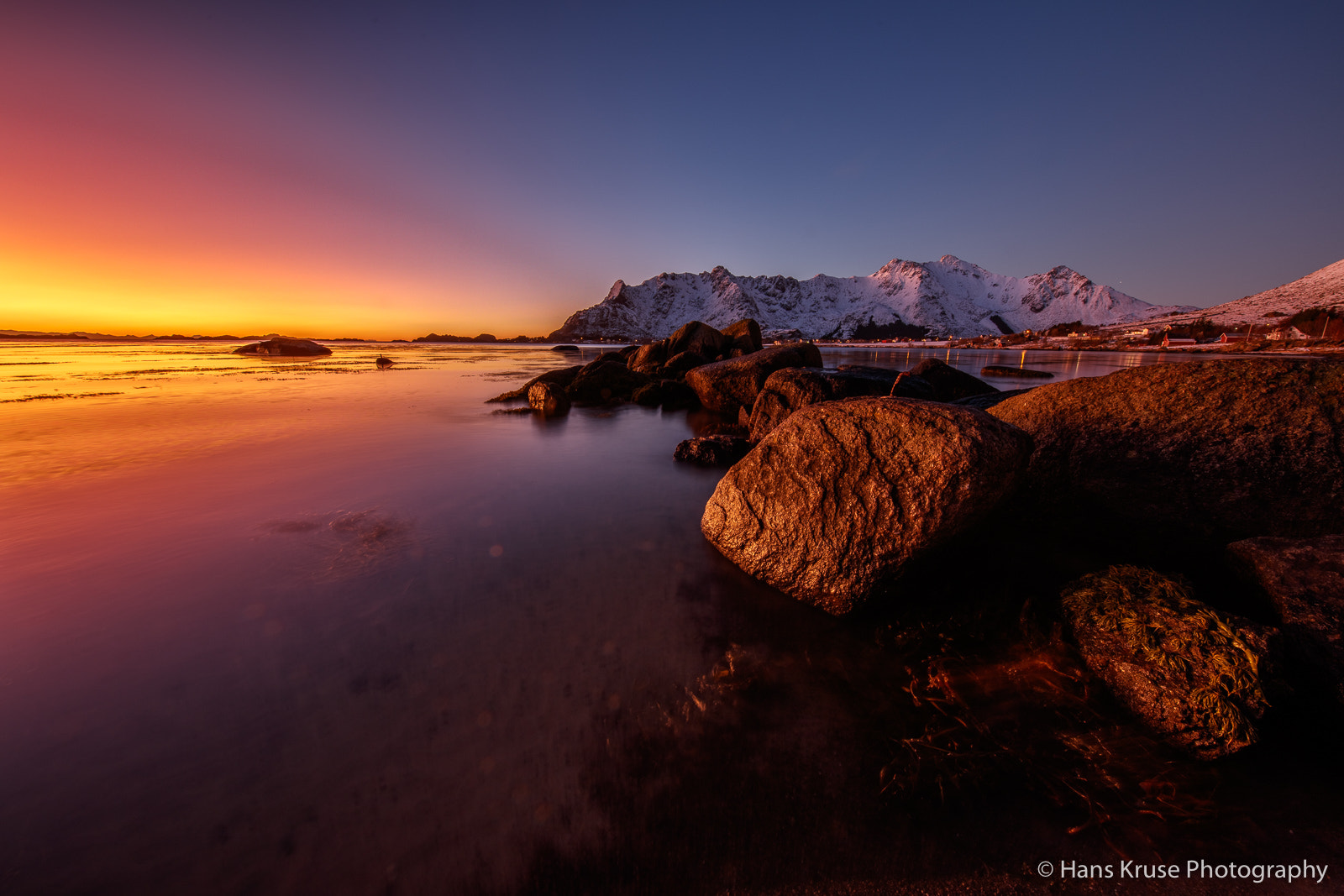 Canon EOS 5DS R + Canon EF 11-24mm F4L USM sample photo. Morning at sennevik beach photography