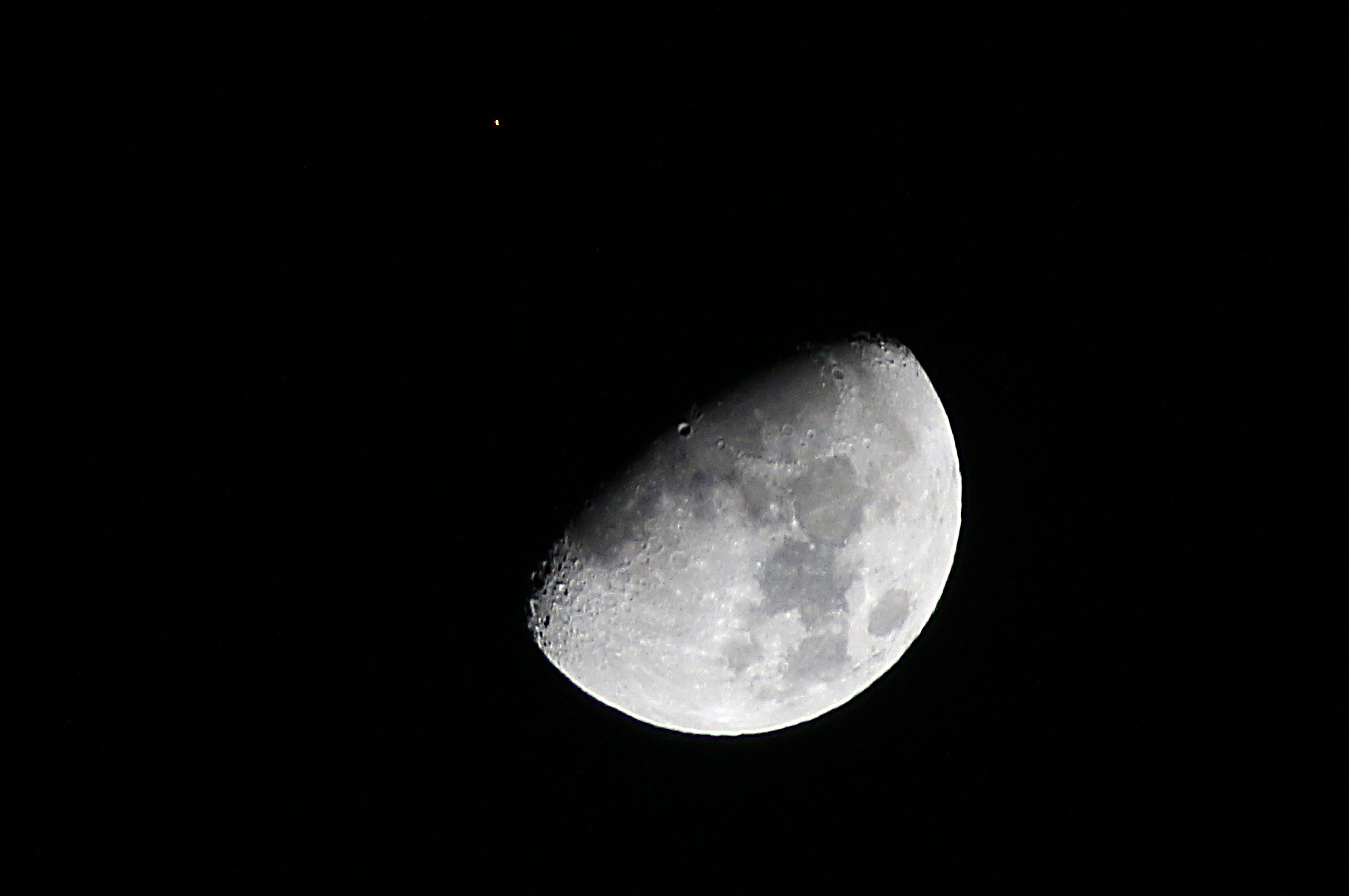 Canon EOS 650D (EOS Rebel T4i / EOS Kiss X6i) sample photo. Moon and star photography