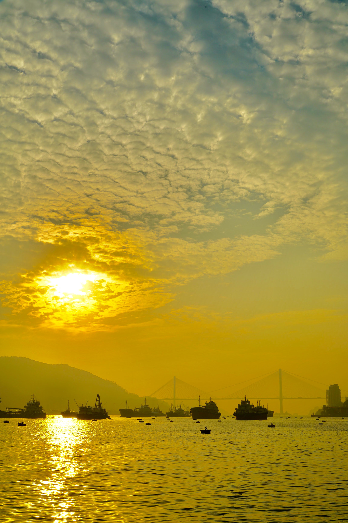 Sony FE PZ 28-135mm F4 G OSS sample photo. Sunset, tauren way bay, hongkong photography