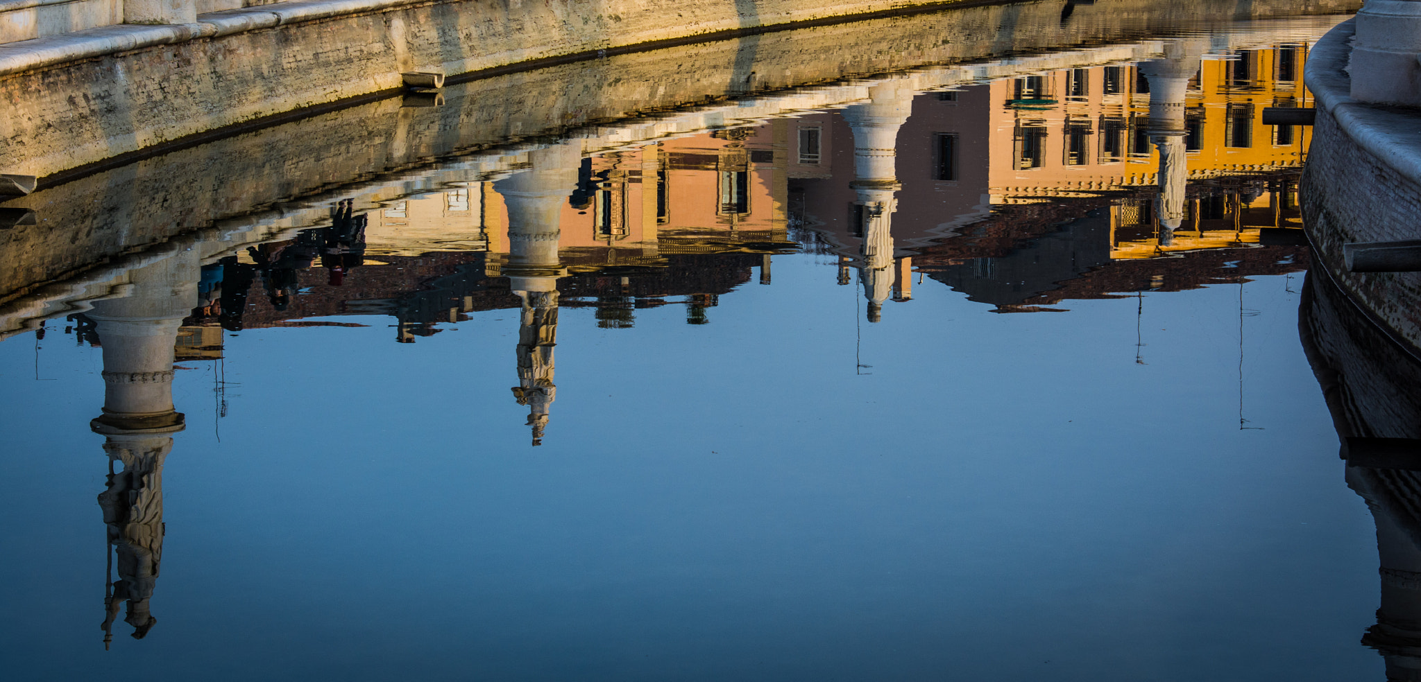 Nikon AF-S Nikkor 24-120mm F4G ED VR sample photo. Prato reflections photography