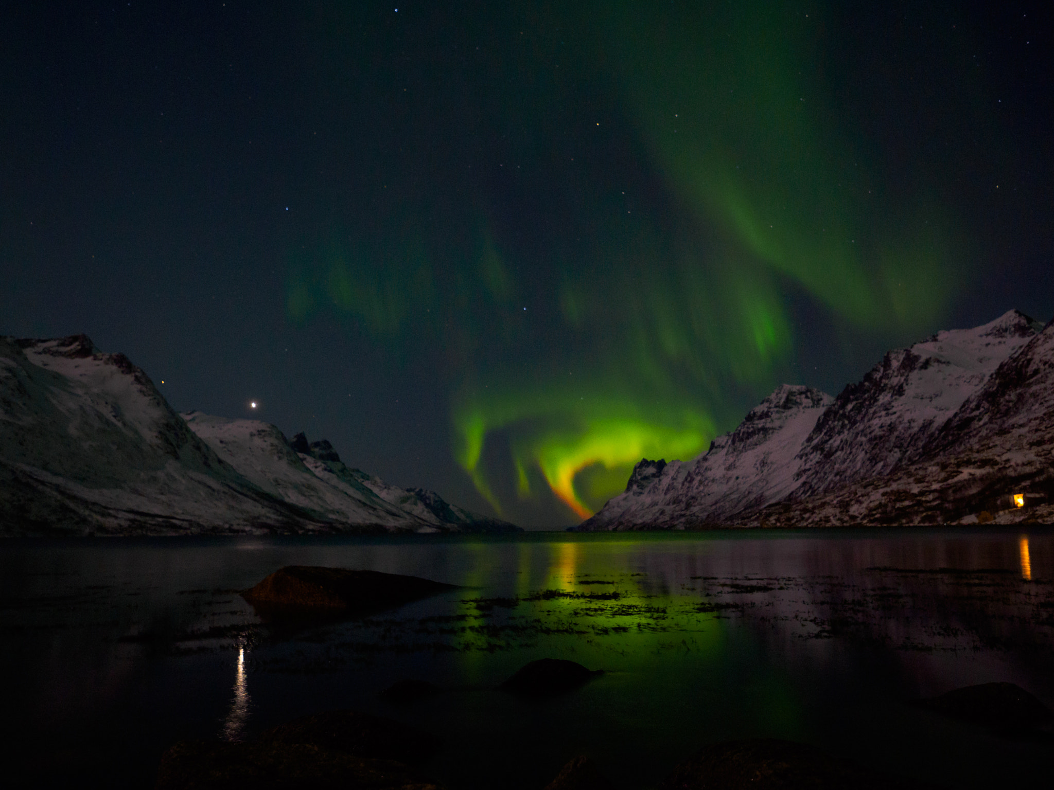 Olympus OM-D E-M1 + Olympus M.Zuiko Digital ED 7-14mm F2.8 PRO sample photo. Nordlichter photography