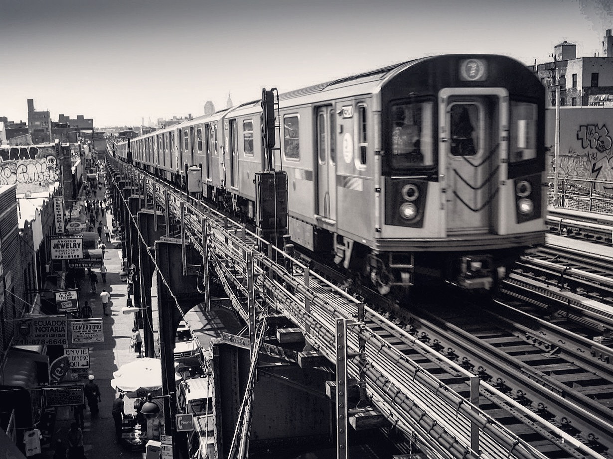 Canon DIGITAL IXUS 900TI sample photo. Taken at jackson heights metro station, brooklyn. photography