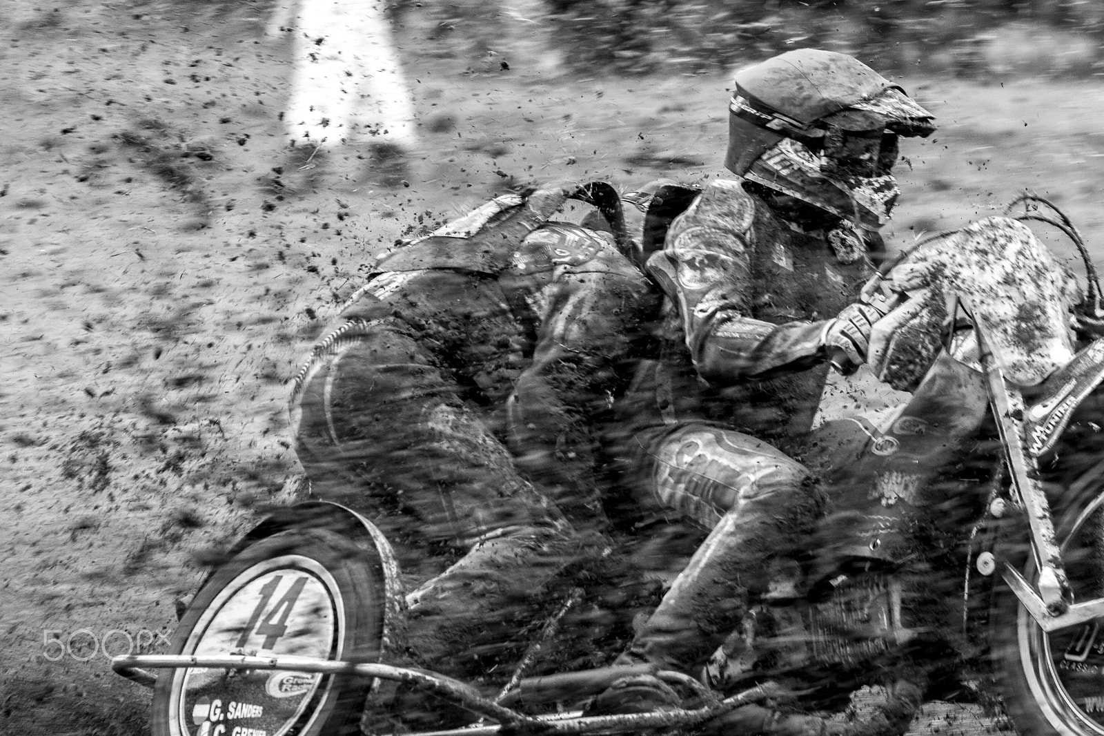 Canon EF 300mm F2.8L IS II USM sample photo. Just mud ;-) photography
