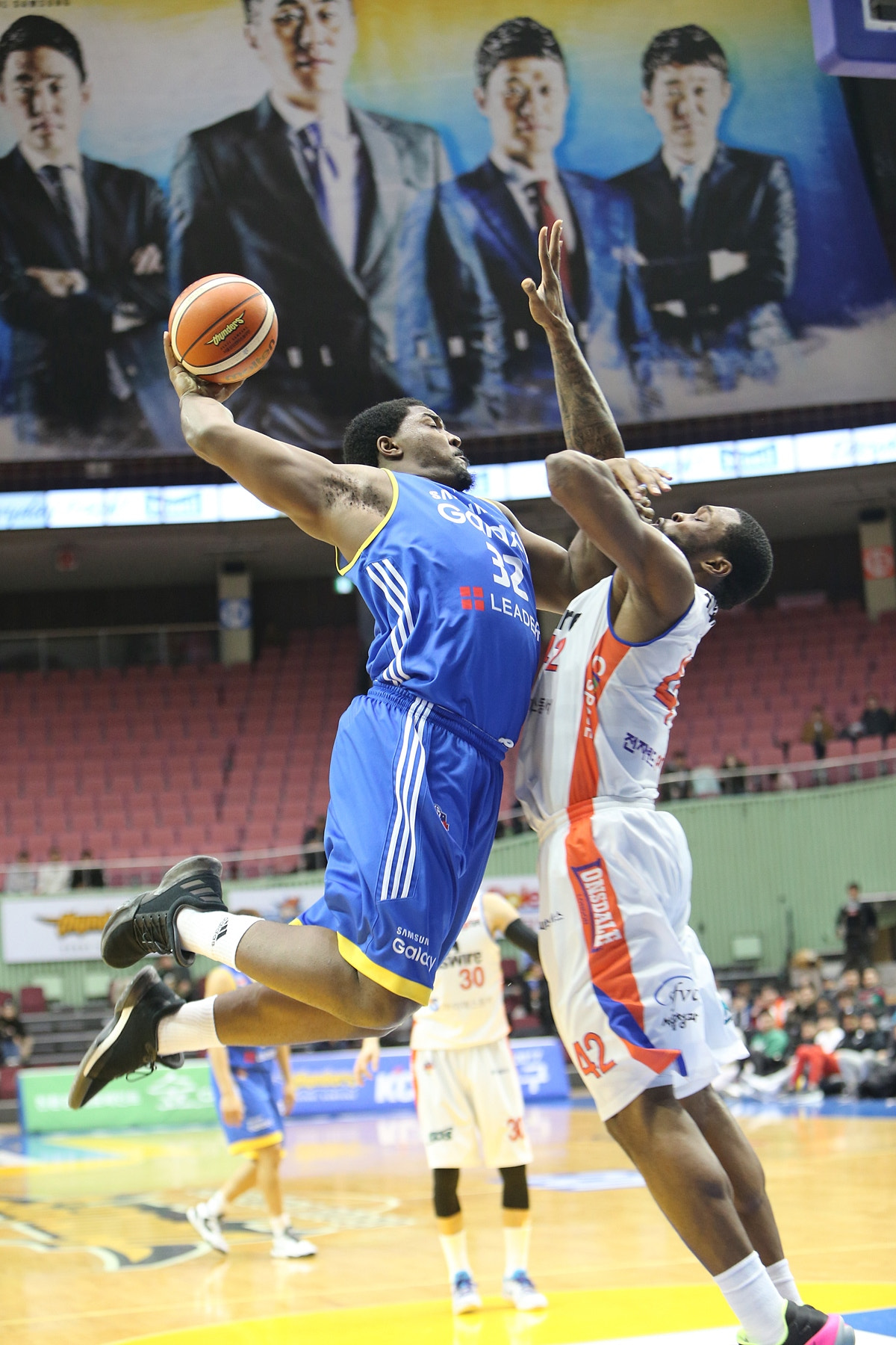 Canon EF 70-200mm F2.8L IS USM sample photo. Kbl pro basketball photography