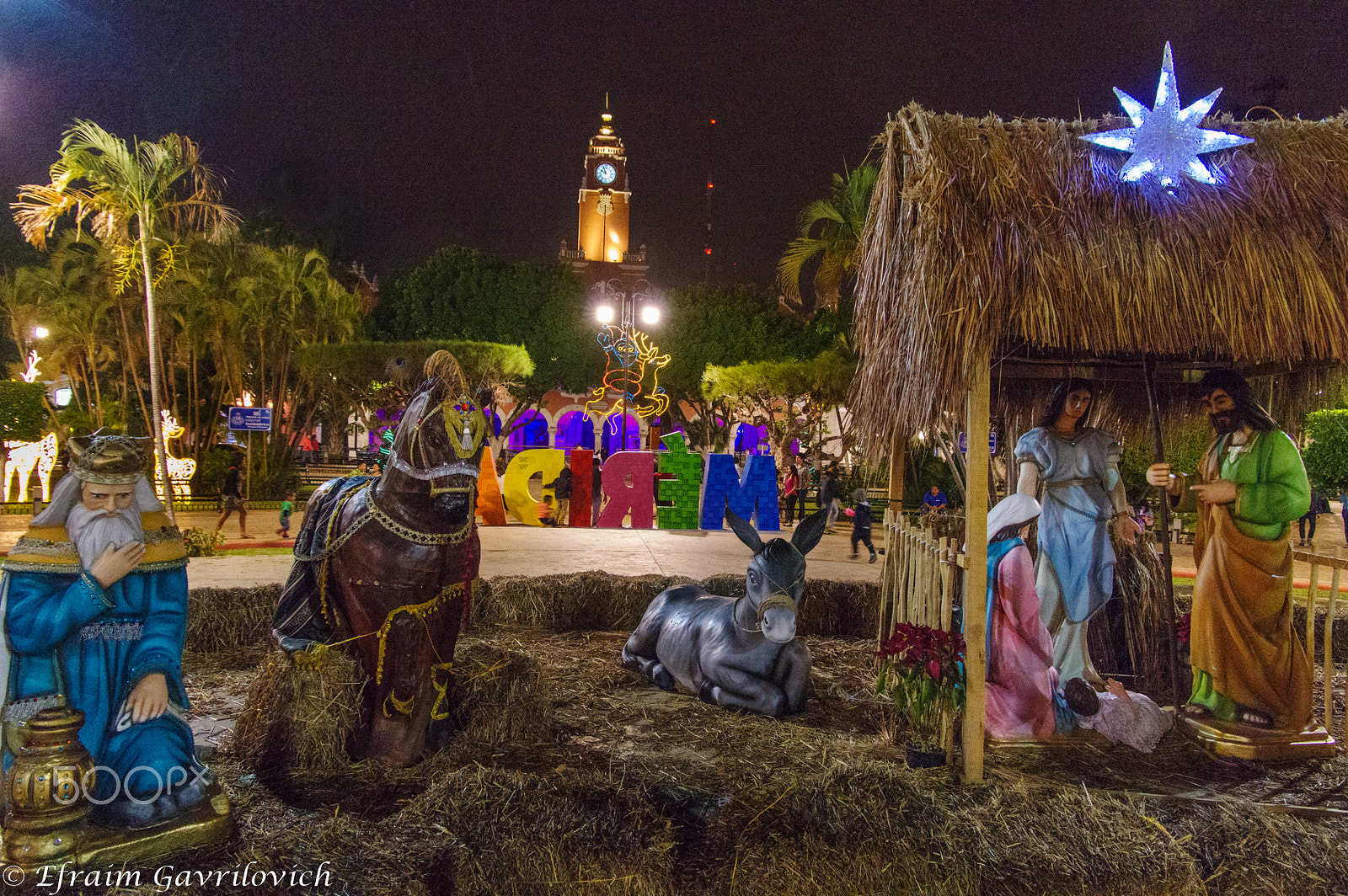 Pentax K-3 sample photo. Nativity scene at city square. merida, mexico (2) photography