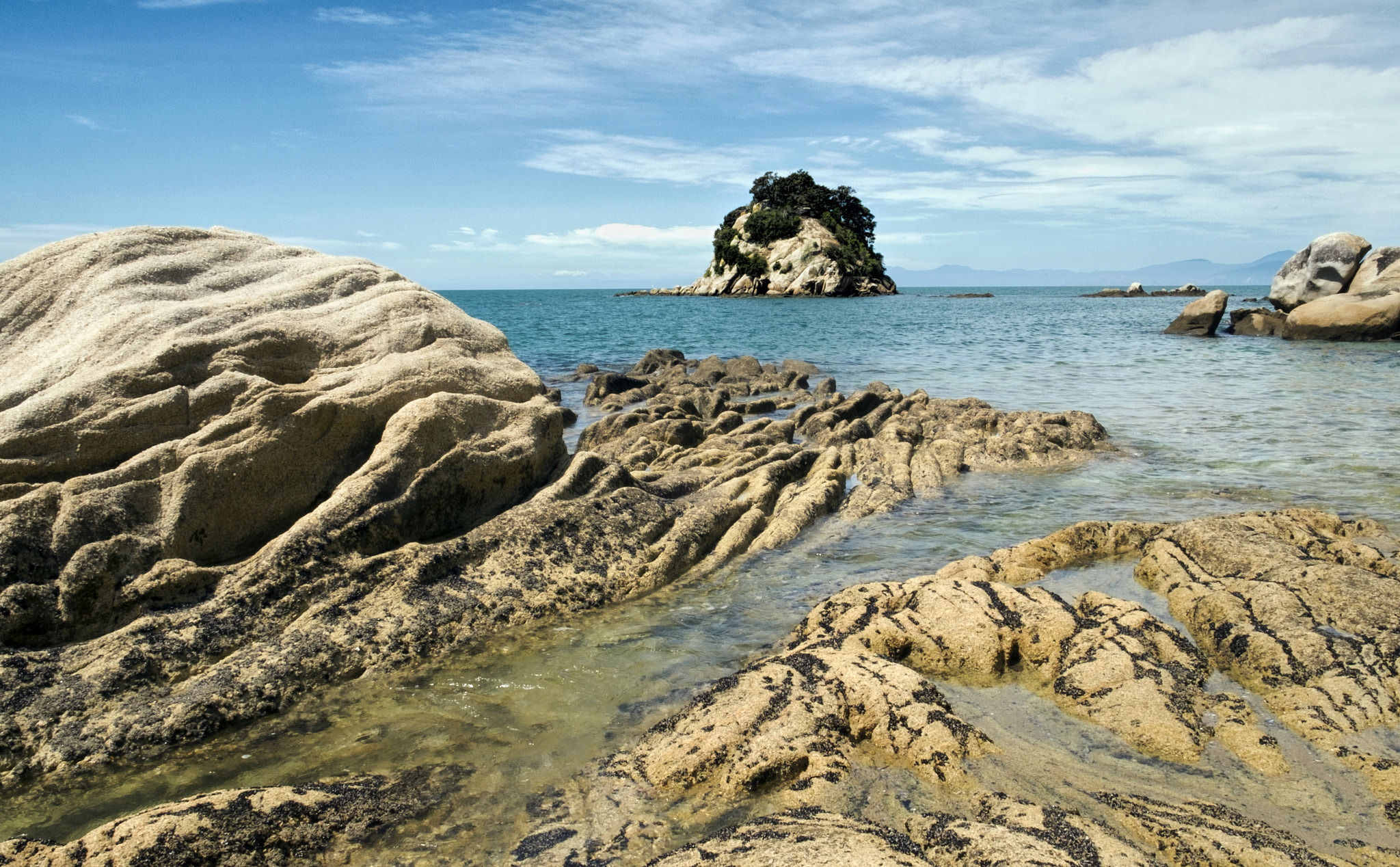 Fujifilm X-Pro1 + Fujifilm XF 18-55mm F2.8-4 R LM OIS sample photo. Island view 2 photography
