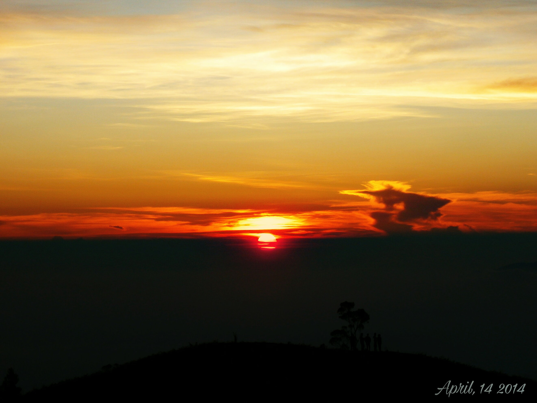 Olympus SZ-15,DZ-100 sample photo. Sunset in prau mountain photography