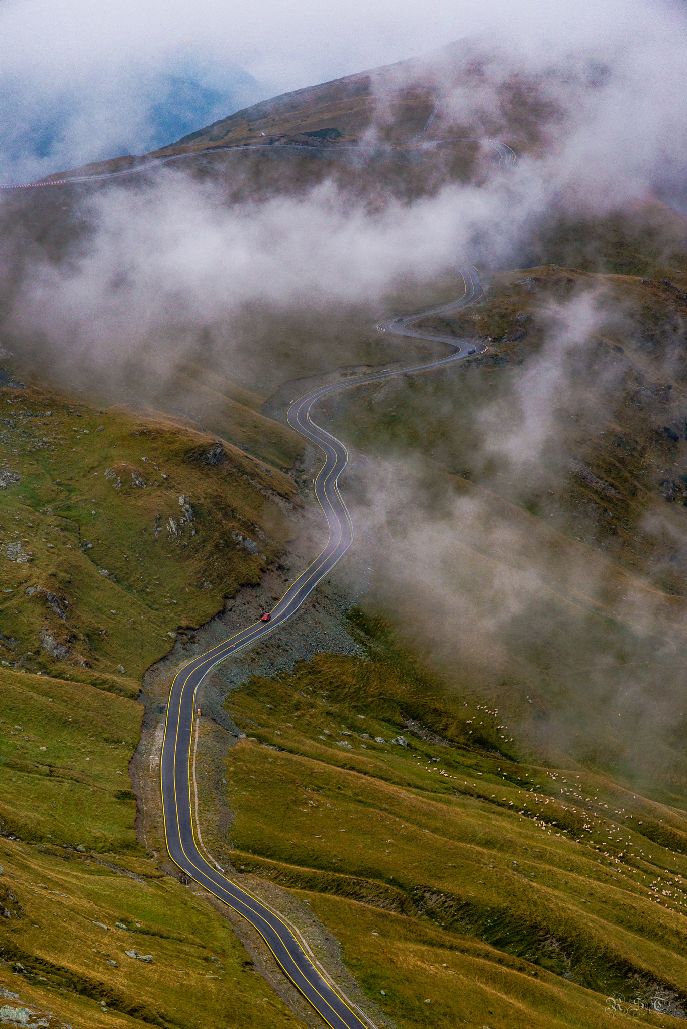 Nikon D800 + Sigma 24-105mm F4 DG OS HSM Art sample photo. Above the clouds photography