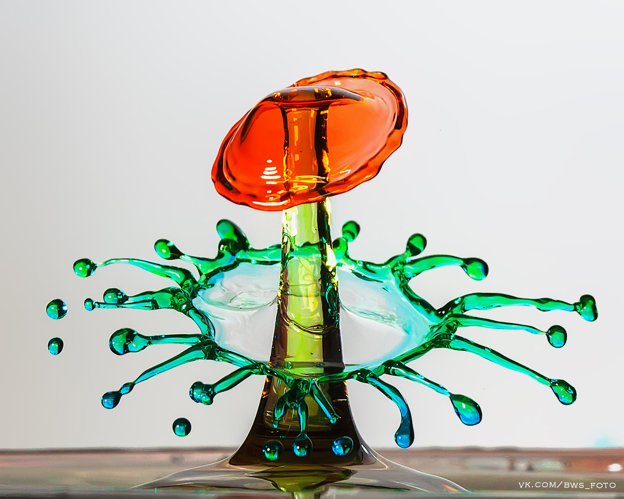 Canon EF 70-300mm F4-5.6L IS USM sample photo. Splash photography