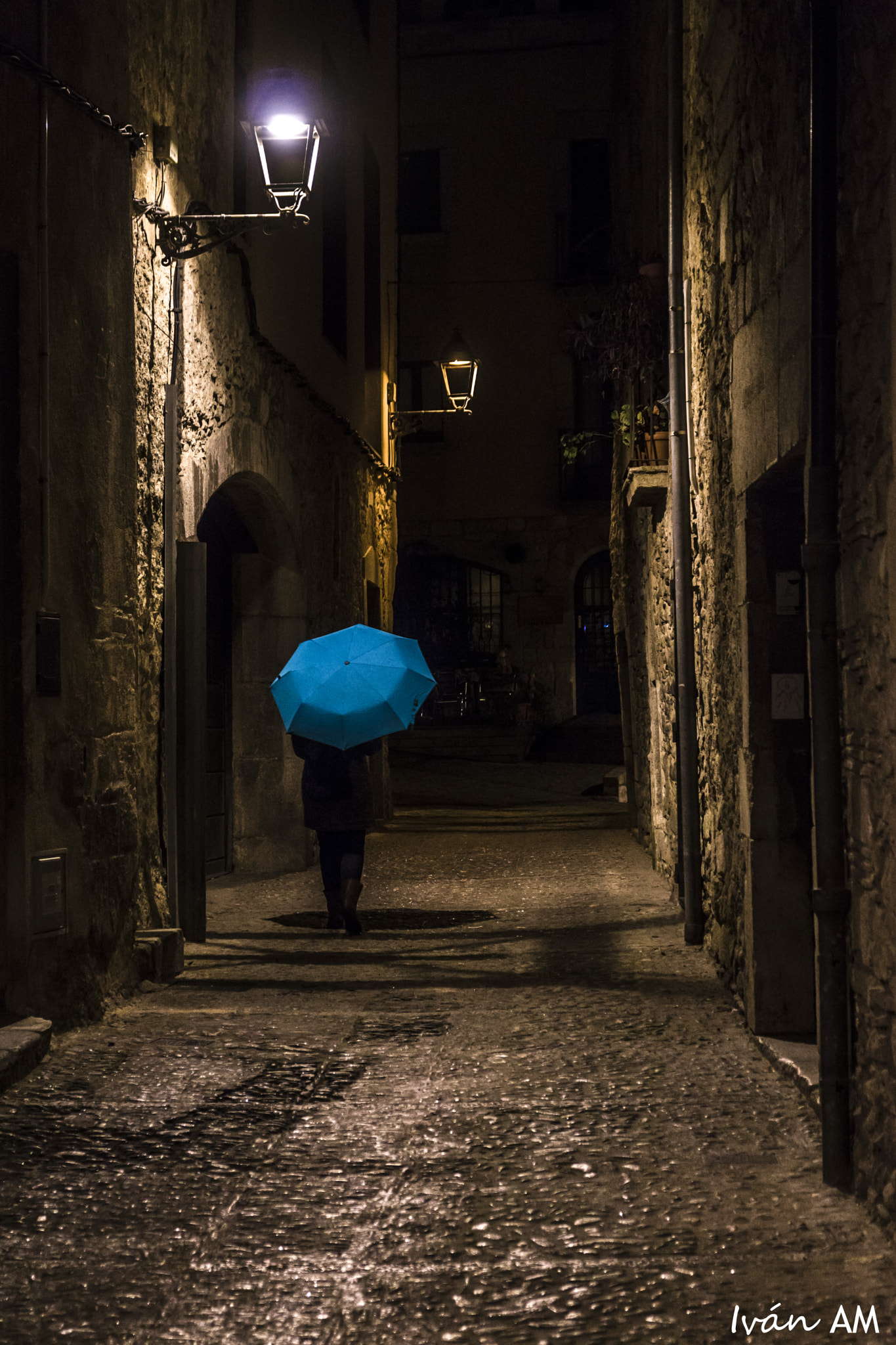 Pentax K-3 sample photo. Blue umbrella photography