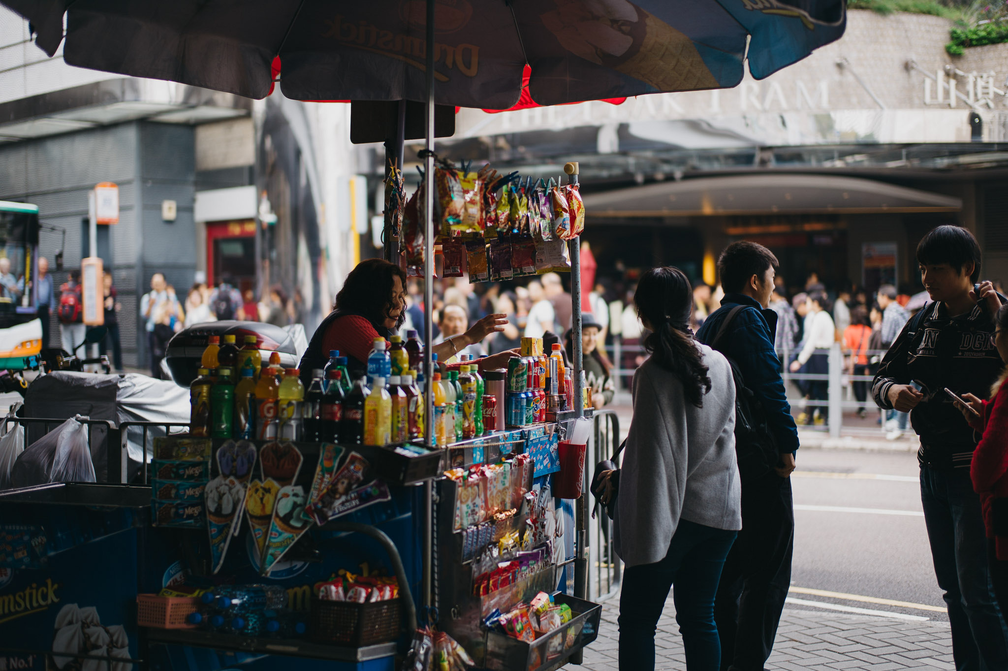 Leica Summilux-M 50mm F1.4 ASPH sample photo. The peak street stall photography
