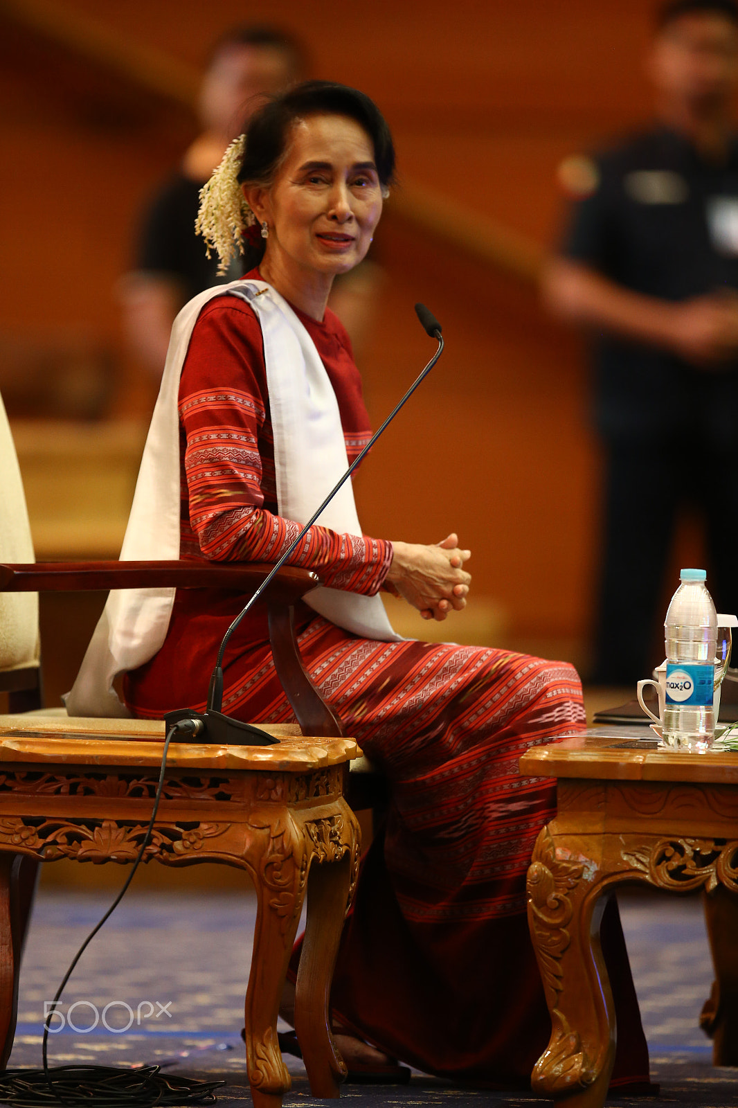 Canon EOS 6D + Canon EF 400mm F2.8L IS USM sample photo. Daw aung san suu kyi at peace talk in naypyidaw daw aung san suu kyi photography