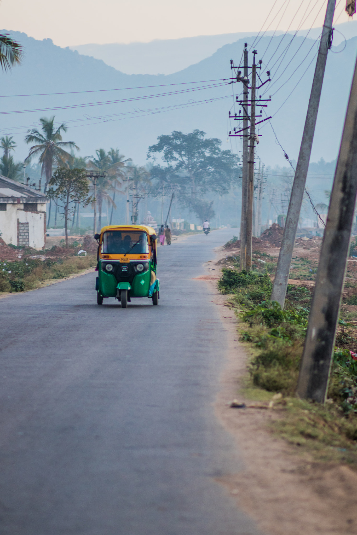 Canon EOS 80D + Canon EF 85mm F1.8 USM sample photo. Early morning in a village road auto photography
