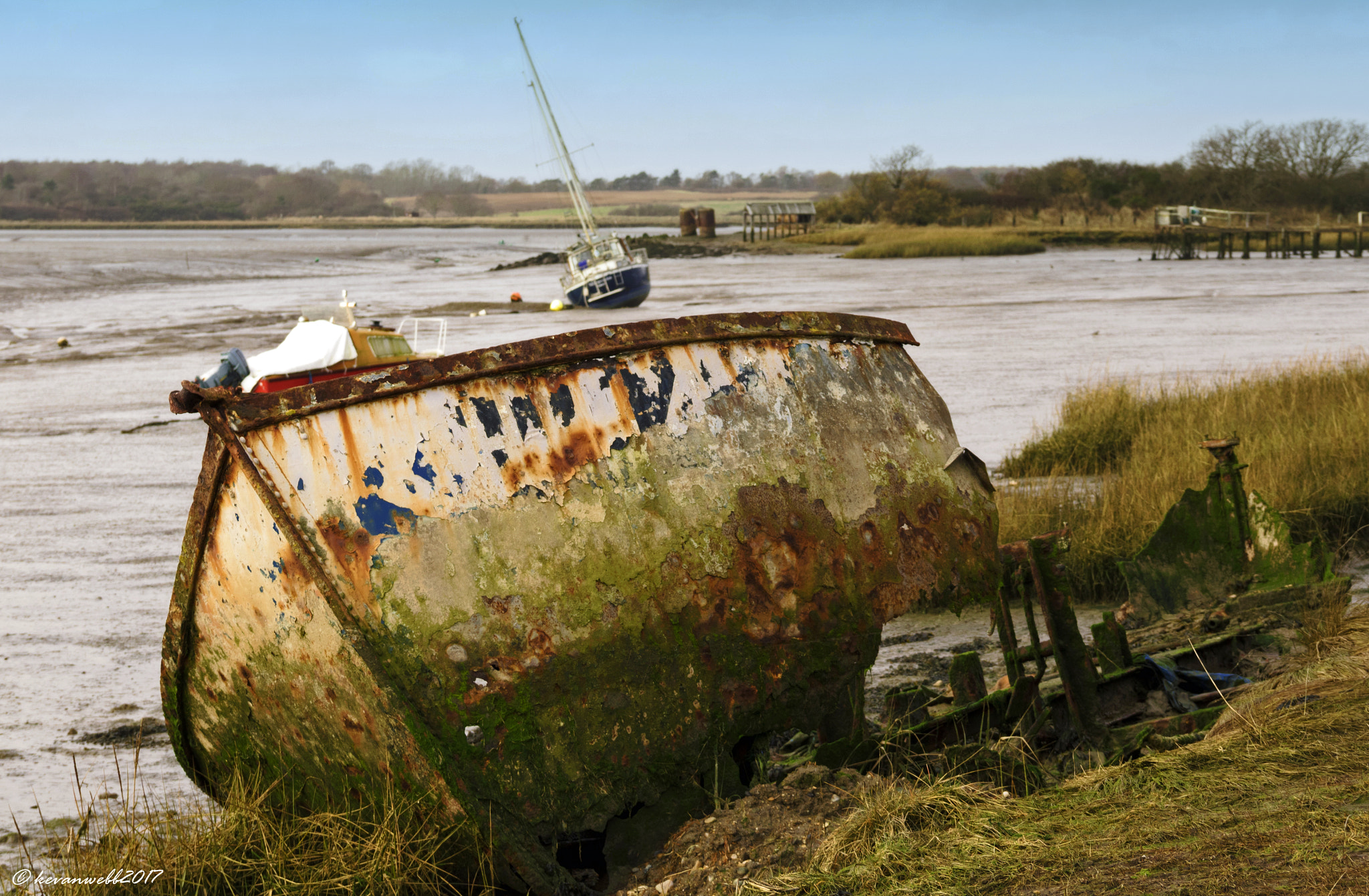 Canon EOS 760D (EOS Rebel T6s / EOS 8000D) sample photo. Decaying boat hulk photography