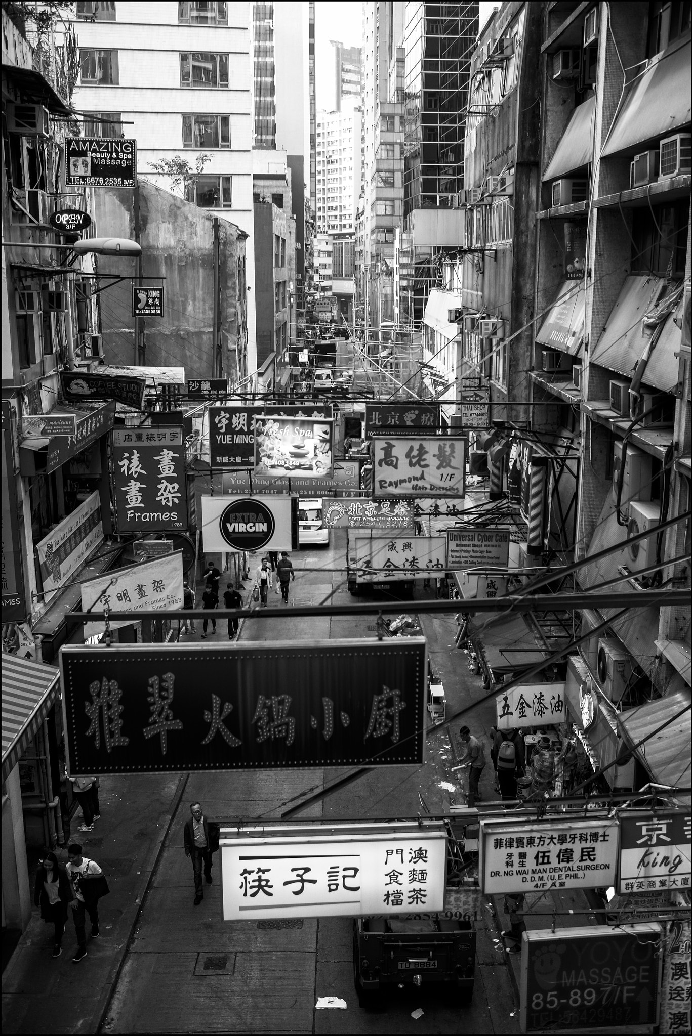 Leica Summilux-M 35mm F1.4 ASPH sample photo. Signs photography