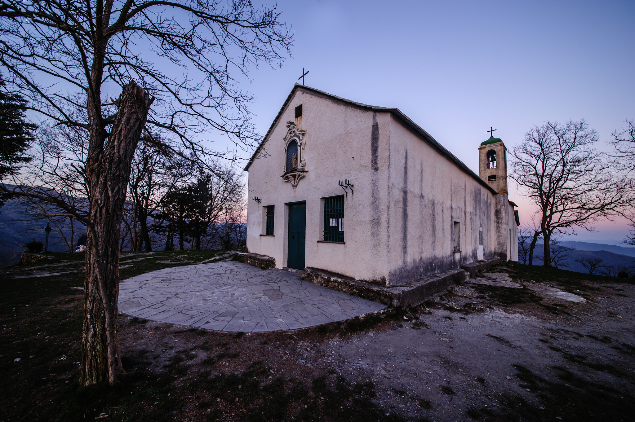 Sigma 12-24mm F4.5-5.6 II DG HSM sample photo. Santa croce chapel photography