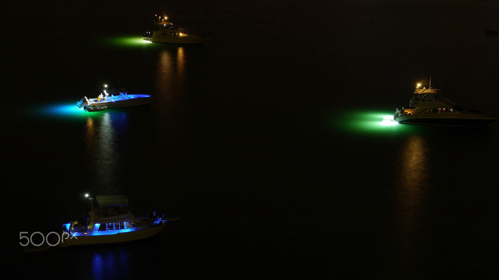 Panasonic Lumix DMC-GH2 sample photo. Night boats photography