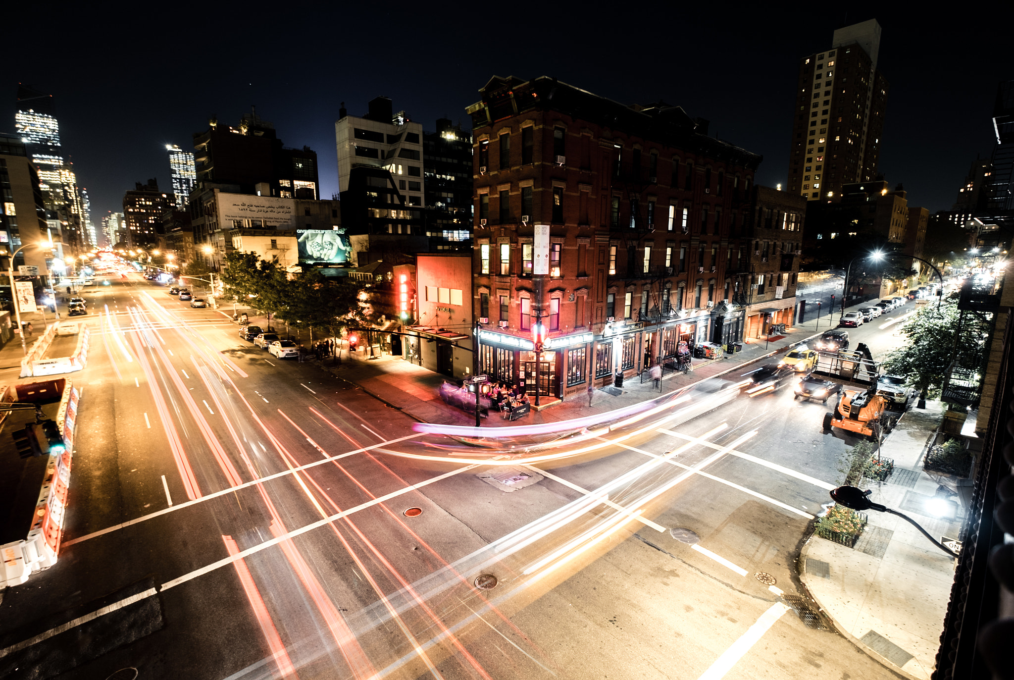 Fujifilm X-T10 + Fujifilm XF 10-24mm F4 R OIS sample photo. On the corner photography