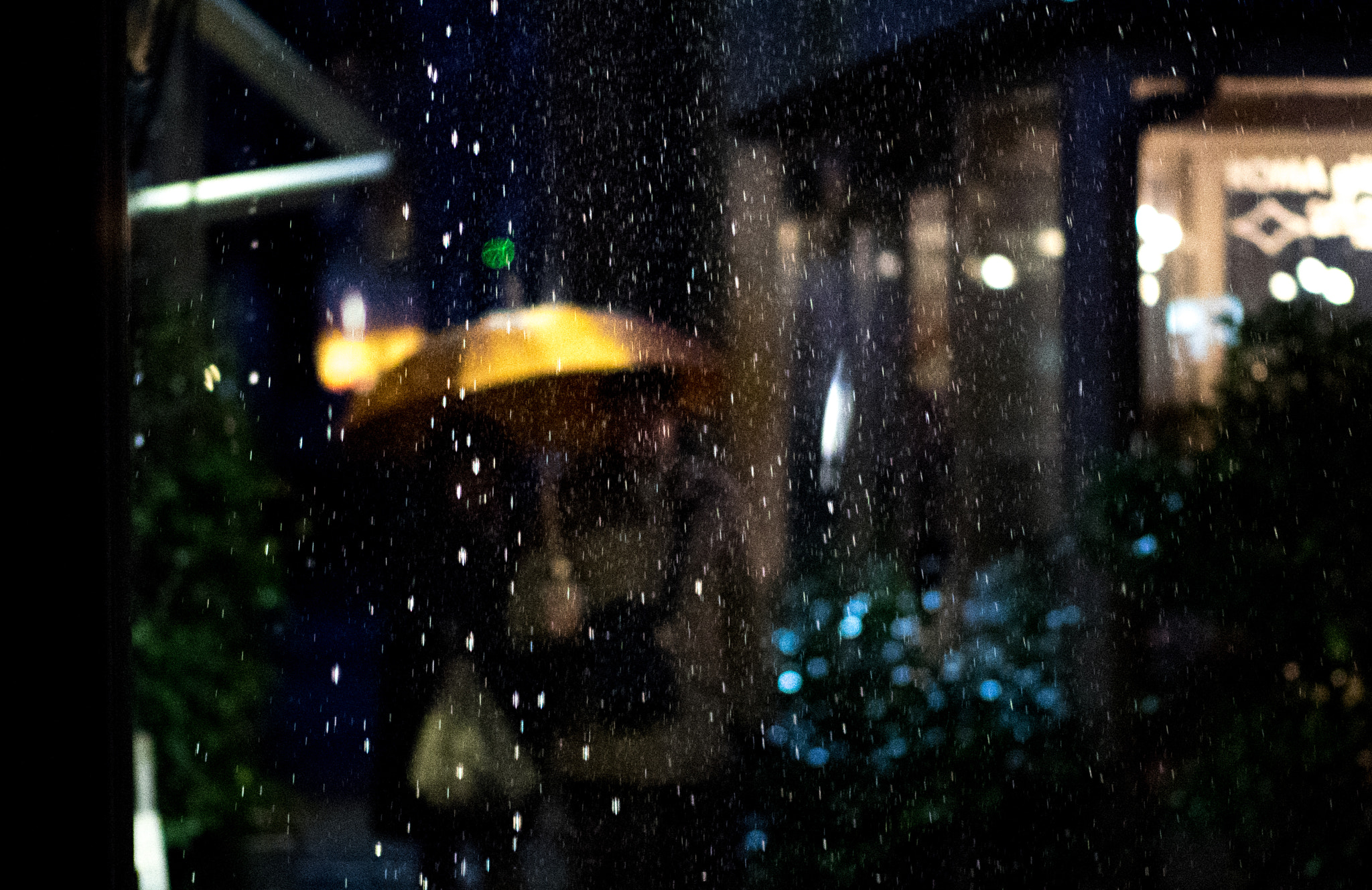 Panasonic Leica DG Nocticron 42.5mm F1.2 ASPH OIS sample photo. Raining in turin photography