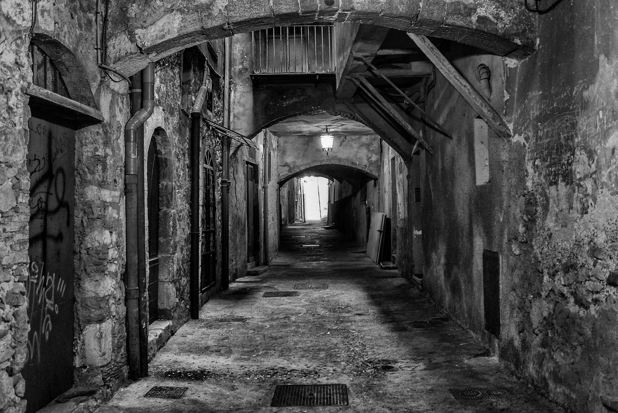Leica X1 sample photo. Rue obscure photography