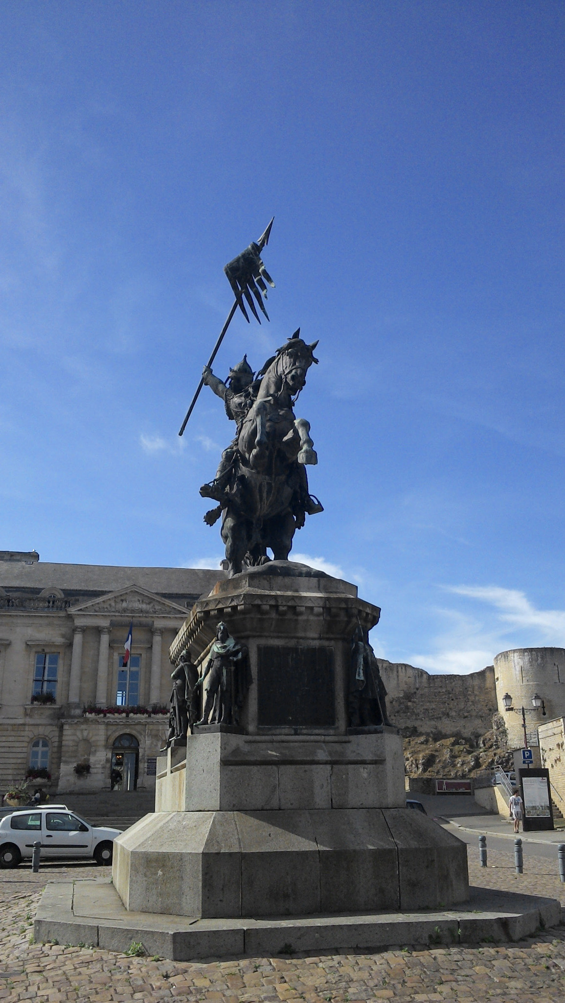 Motorola RAZR i sample photo. William of normandy statue, falaise, normandy, france. photography