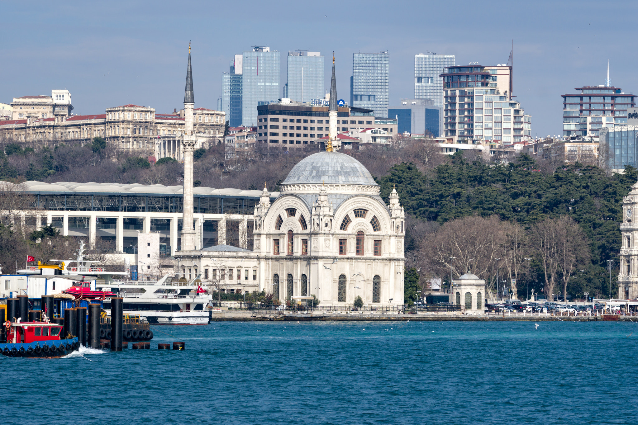 Sony a6000 + Sony FE 70-200mm F4 G OSS sample photo. Istanbul photography