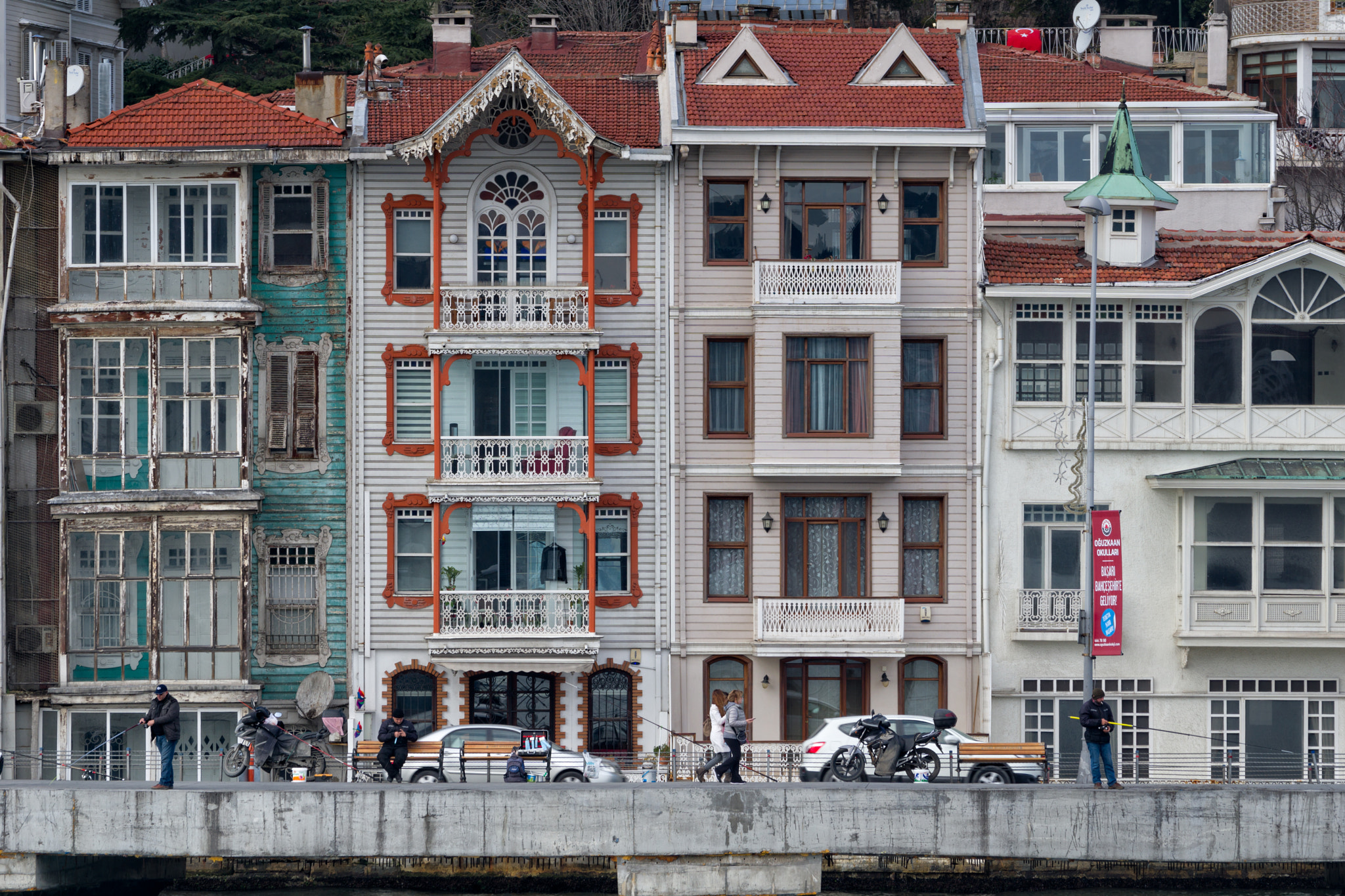 Sony a6000 + Sony FE 70-200mm F4 G OSS sample photo. Istanbul photography