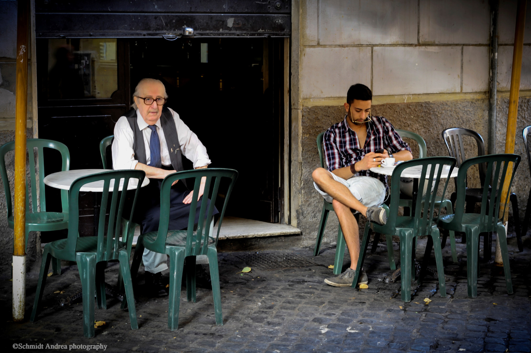 Nikon D3 sample photo. Rome, italy, local pubs photography