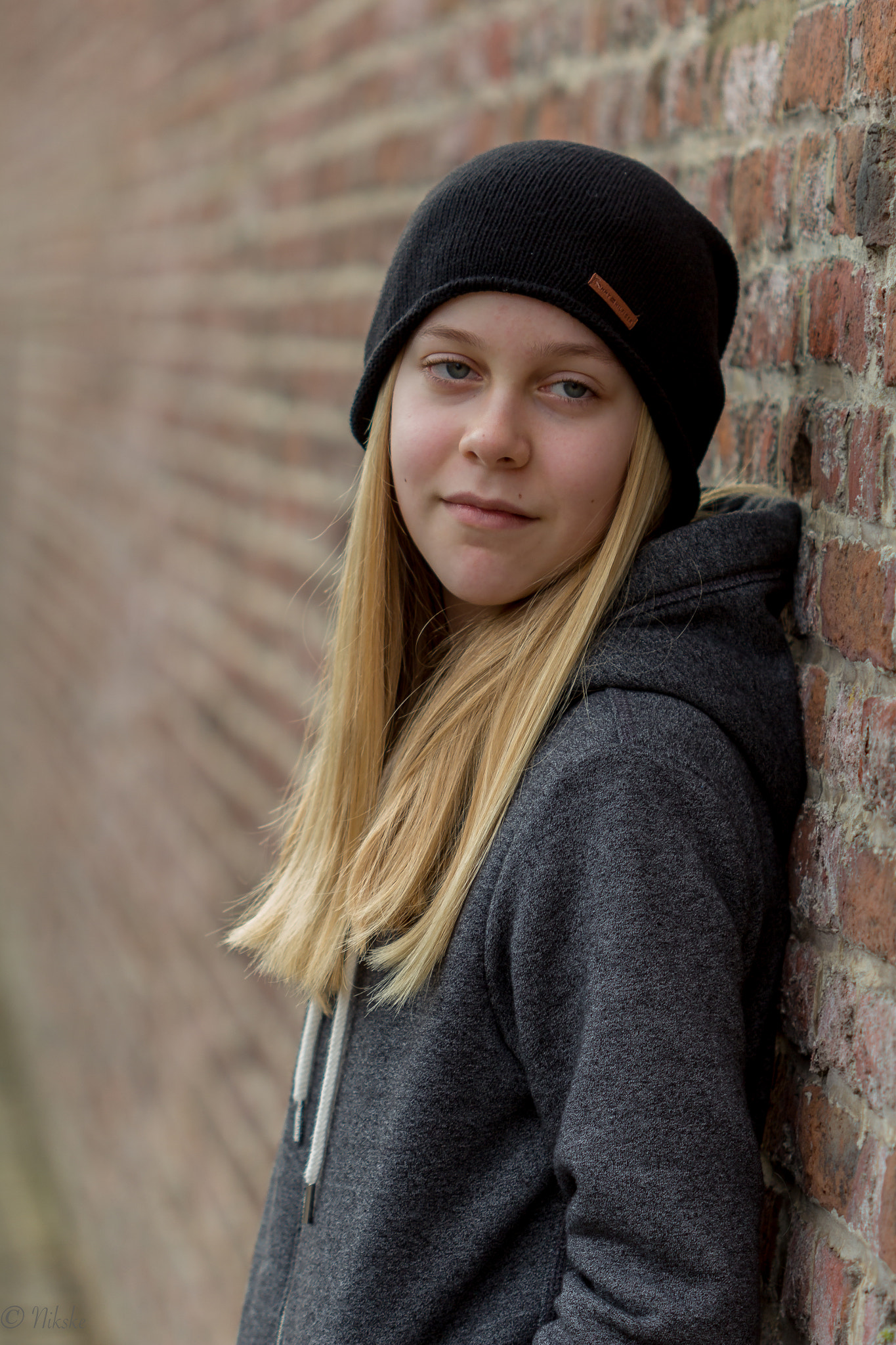 Canon EF 100mm F2.8 Macro USM sample photo. Kalien outside photography