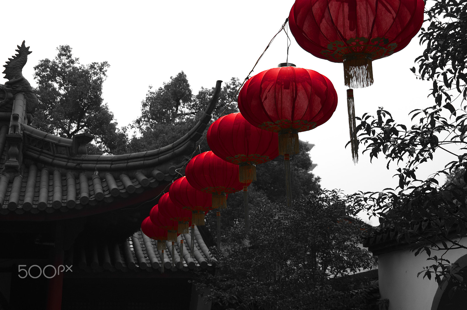 Pentax K-5 sample photo. Chinese temple lanterns photography