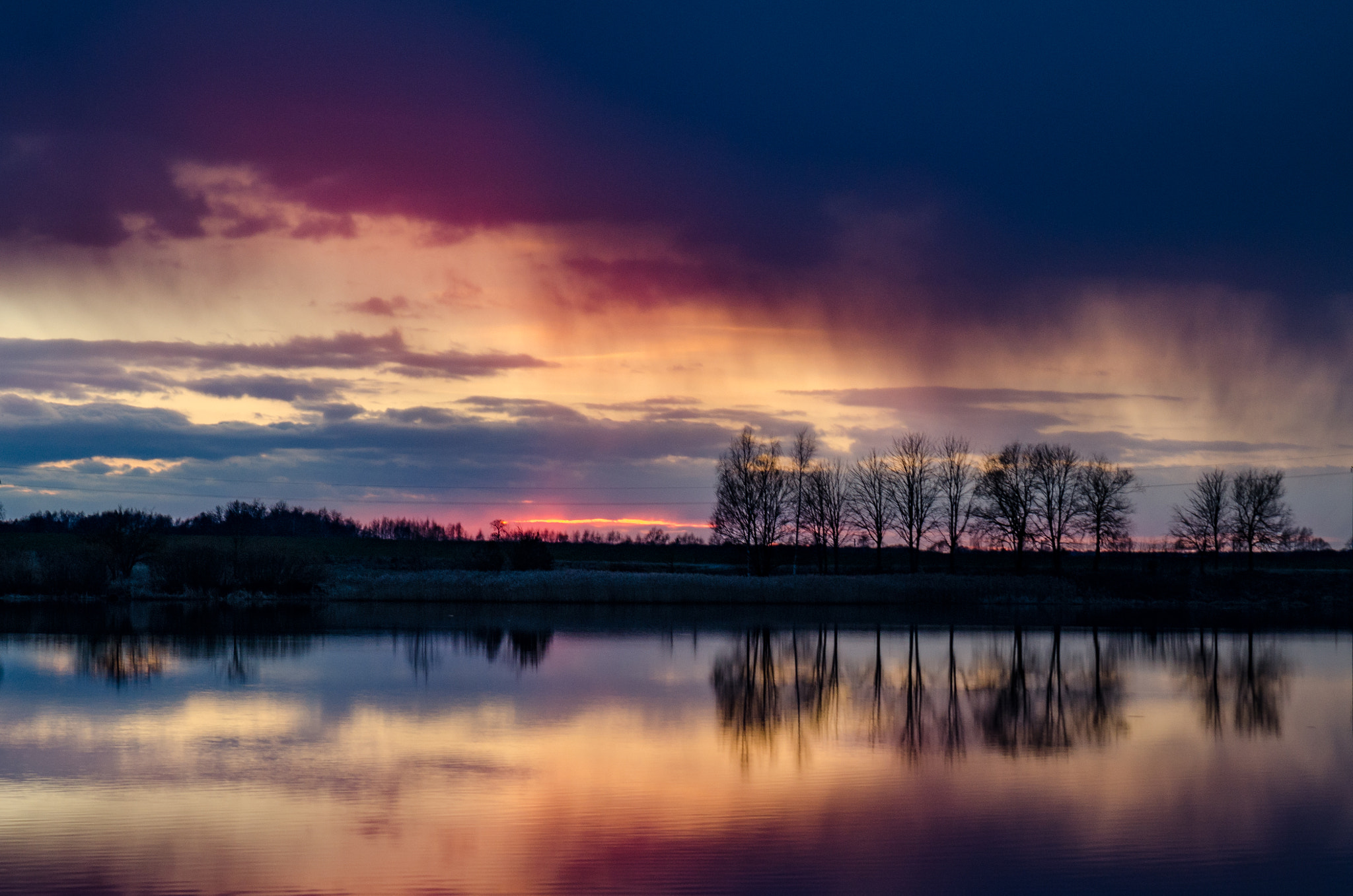 Tamron SP 24-70mm F2.8 Di VC USD sample photo. Red dusk photography