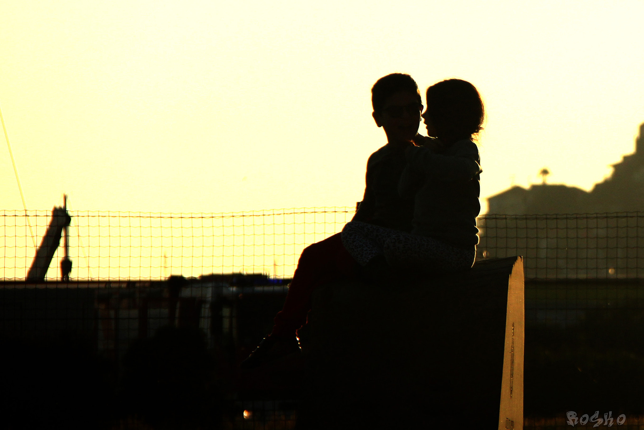 Canon EF-S 18-200mm F3.5-5.6 IS sample photo. New love photography