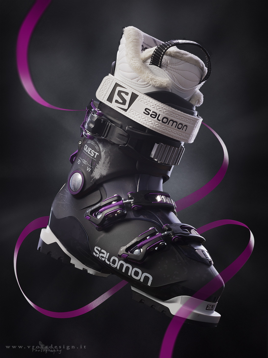 Canon EOS 70D + Canon EF 40mm F2.8 STM sample photo. Salomon quest ski boot photography