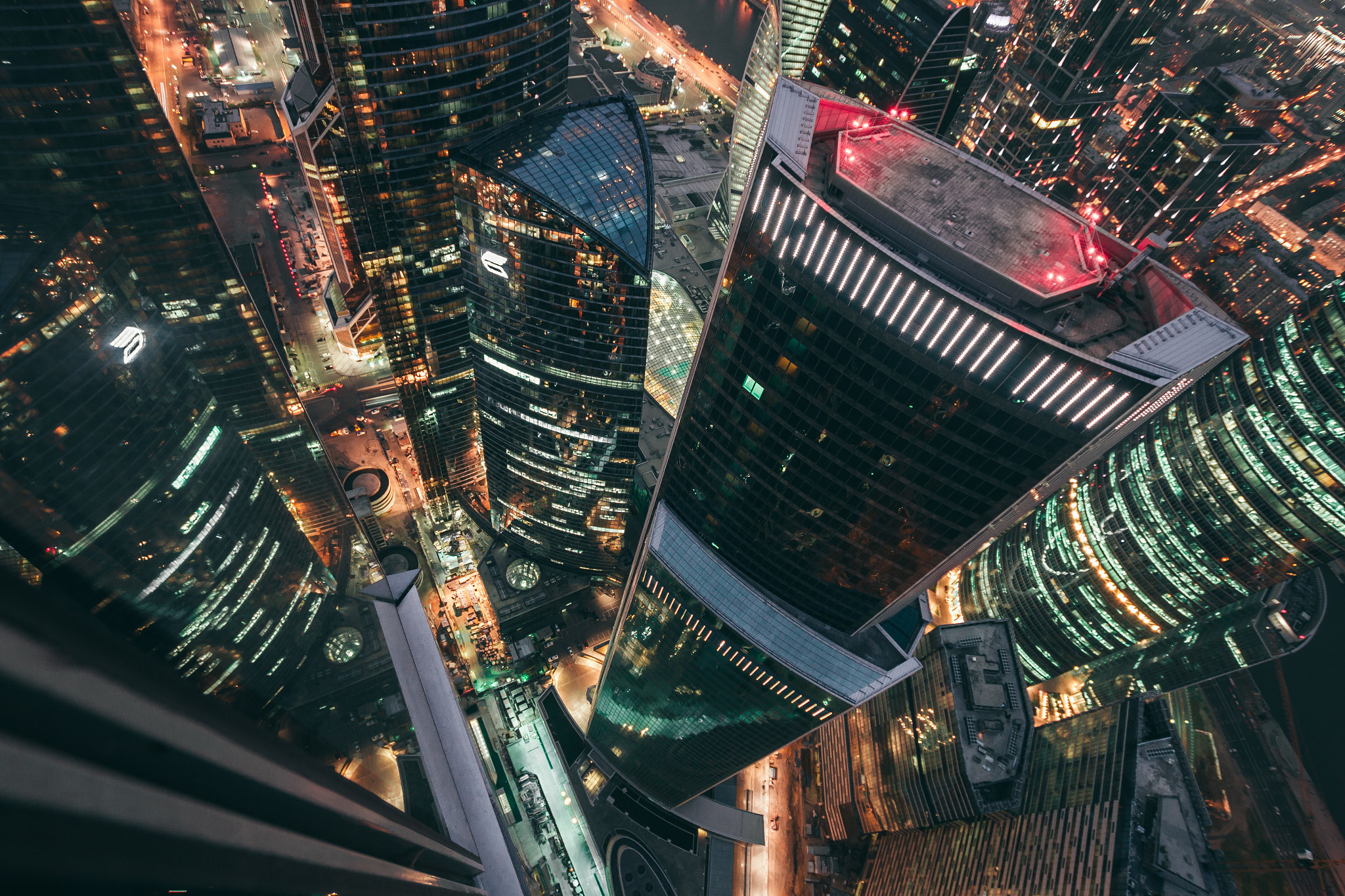 Sigma 10-20mm F3.5 EX DC HSM sample photo. Moscow skyscrapers photography