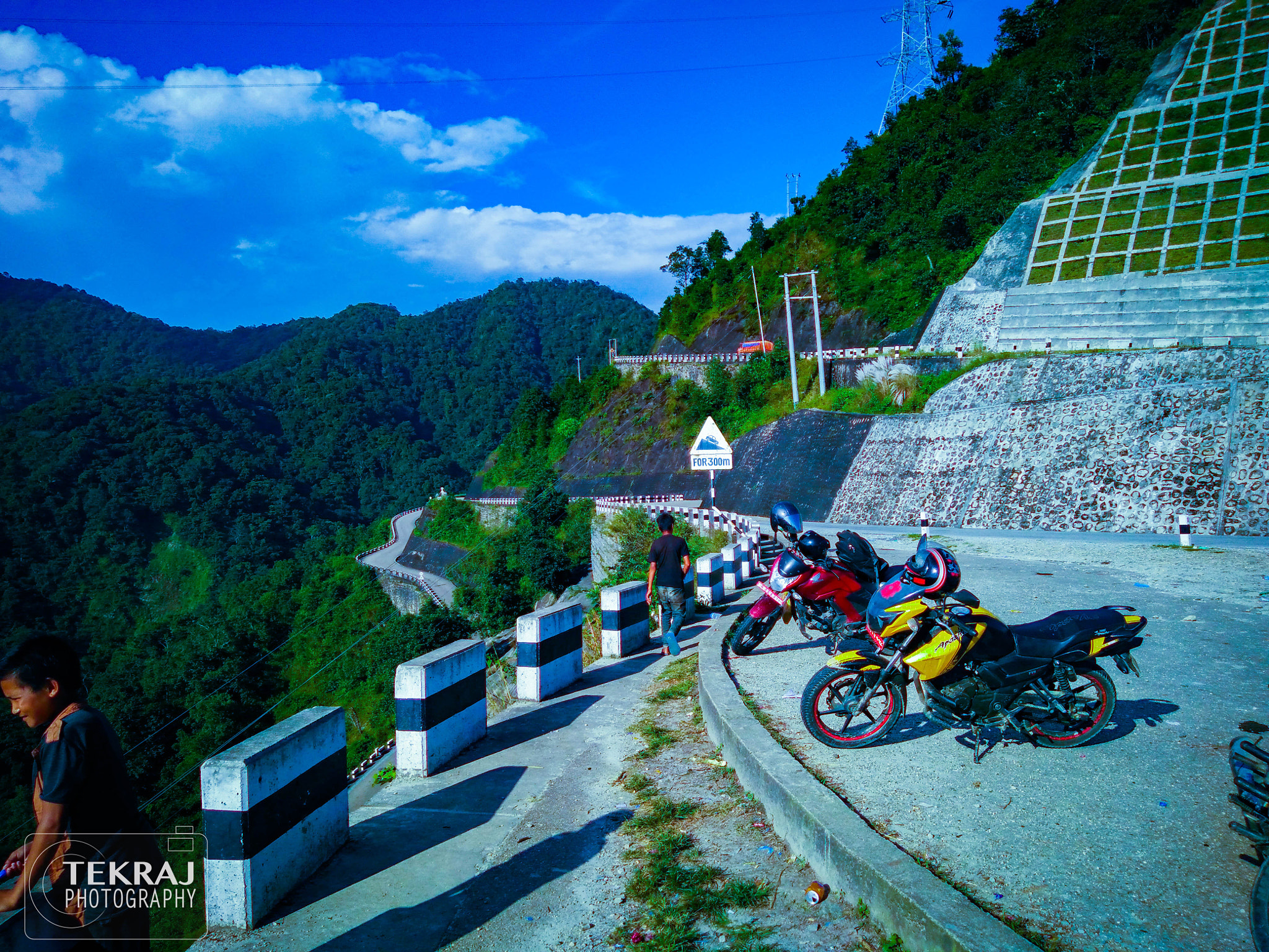 OnePlus ONE E1003 sample photo. Bp highway photography