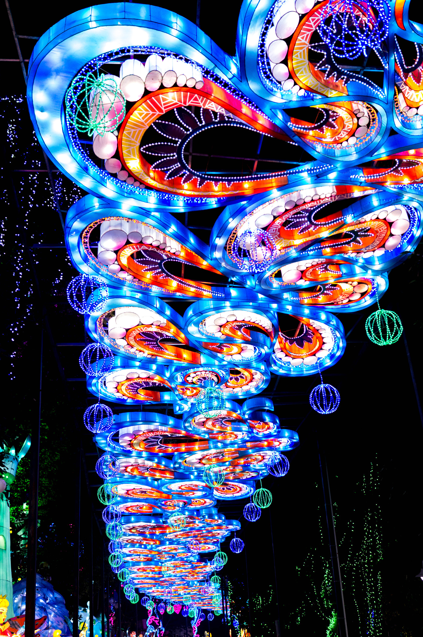 Sony SLT-A37 sample photo. Lantern show photography
