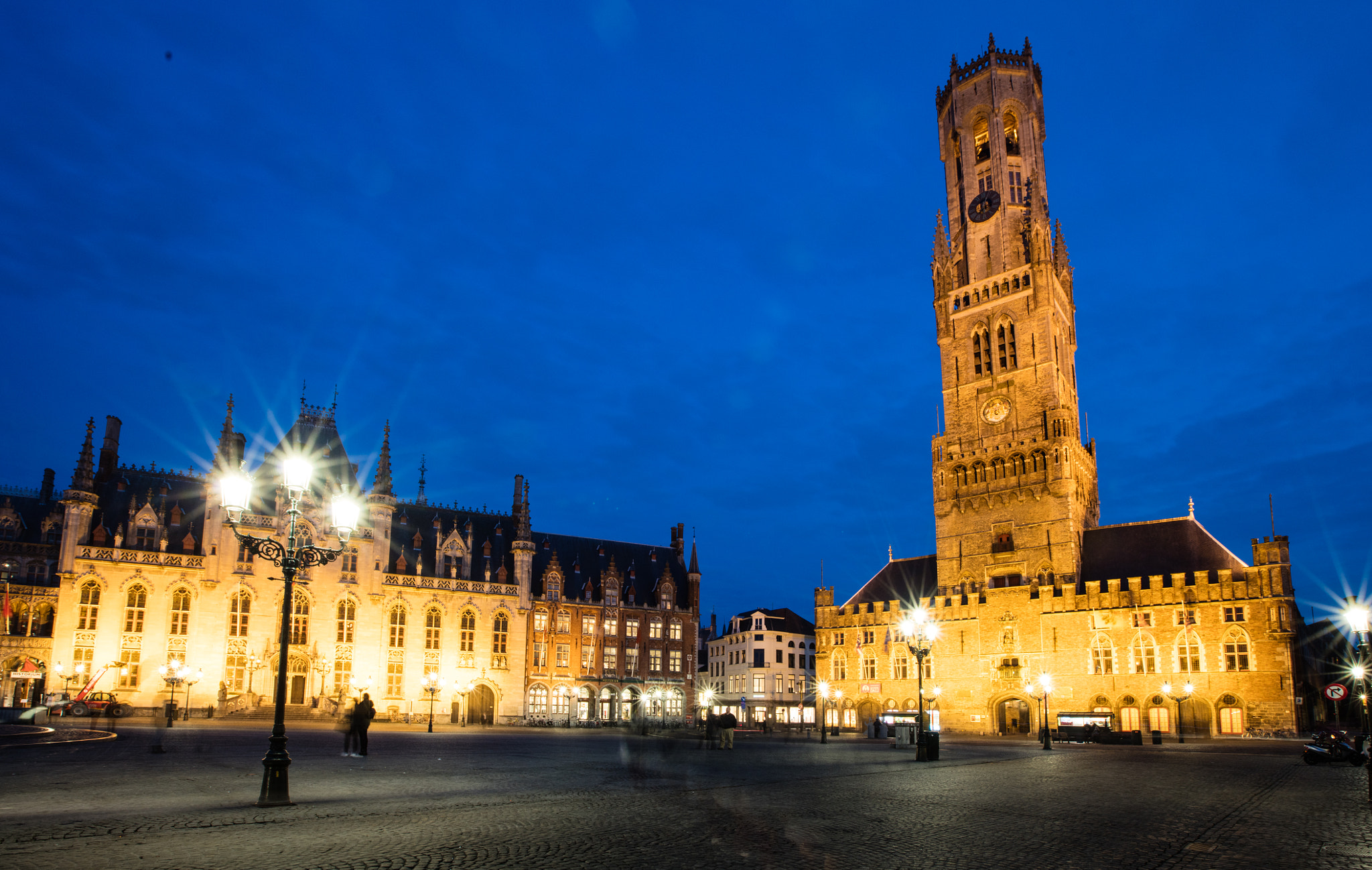 Canon EF 16-35mm F2.8L II USM sample photo. Brugge / bruges at night photography