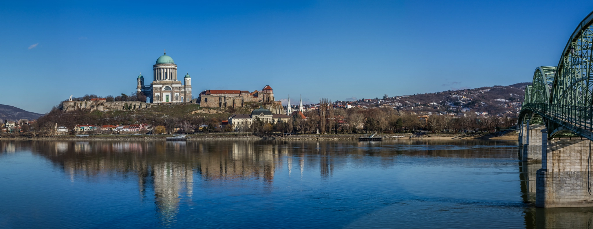 Canon EF 40mm F2.8 STM sample photo. Blue danube photography
