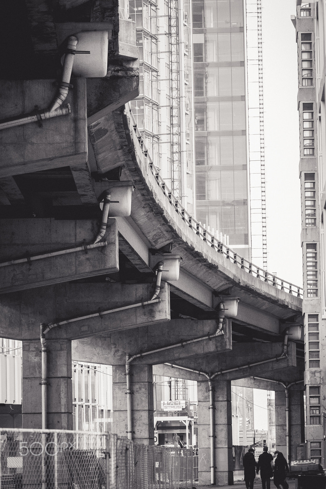 Sigma 150-500mm F5-6.3 DG OS HSM sample photo. Underpass photography