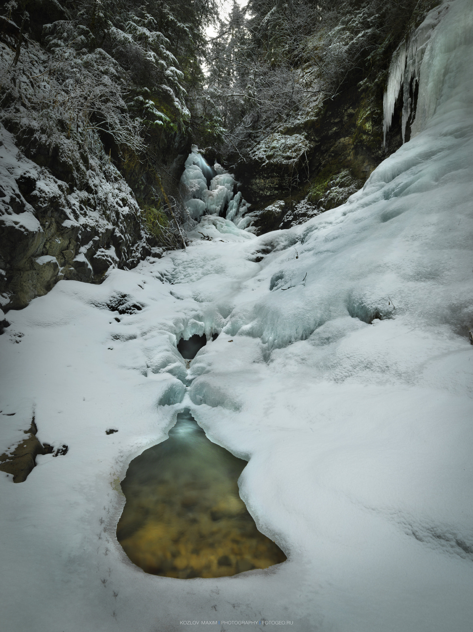 HCD 28 sample photo. Waterfall. italia. dolomiti. photography