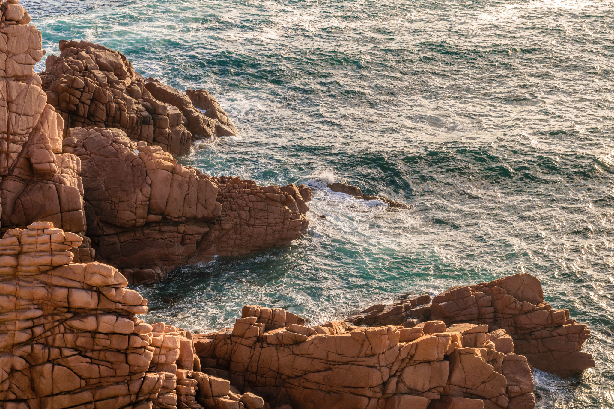 Sigma 17-70mm F2.8-4 DC Macro OS HSM | C sample photo. Rocky sunset photography
